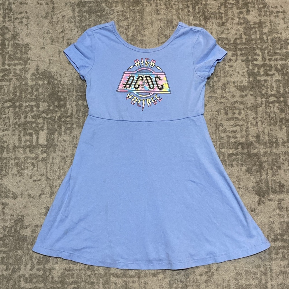 🔥4/20! Bundle of 3 girls dresses, size 4T - Picture 5 of 10